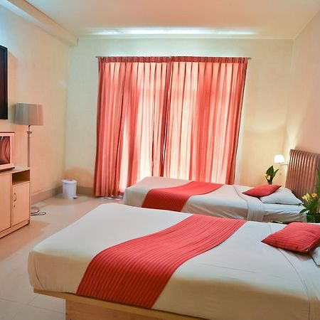Foy'S Lake Resort Dakhin Kattali Εξωτερικό φωτογραφία
